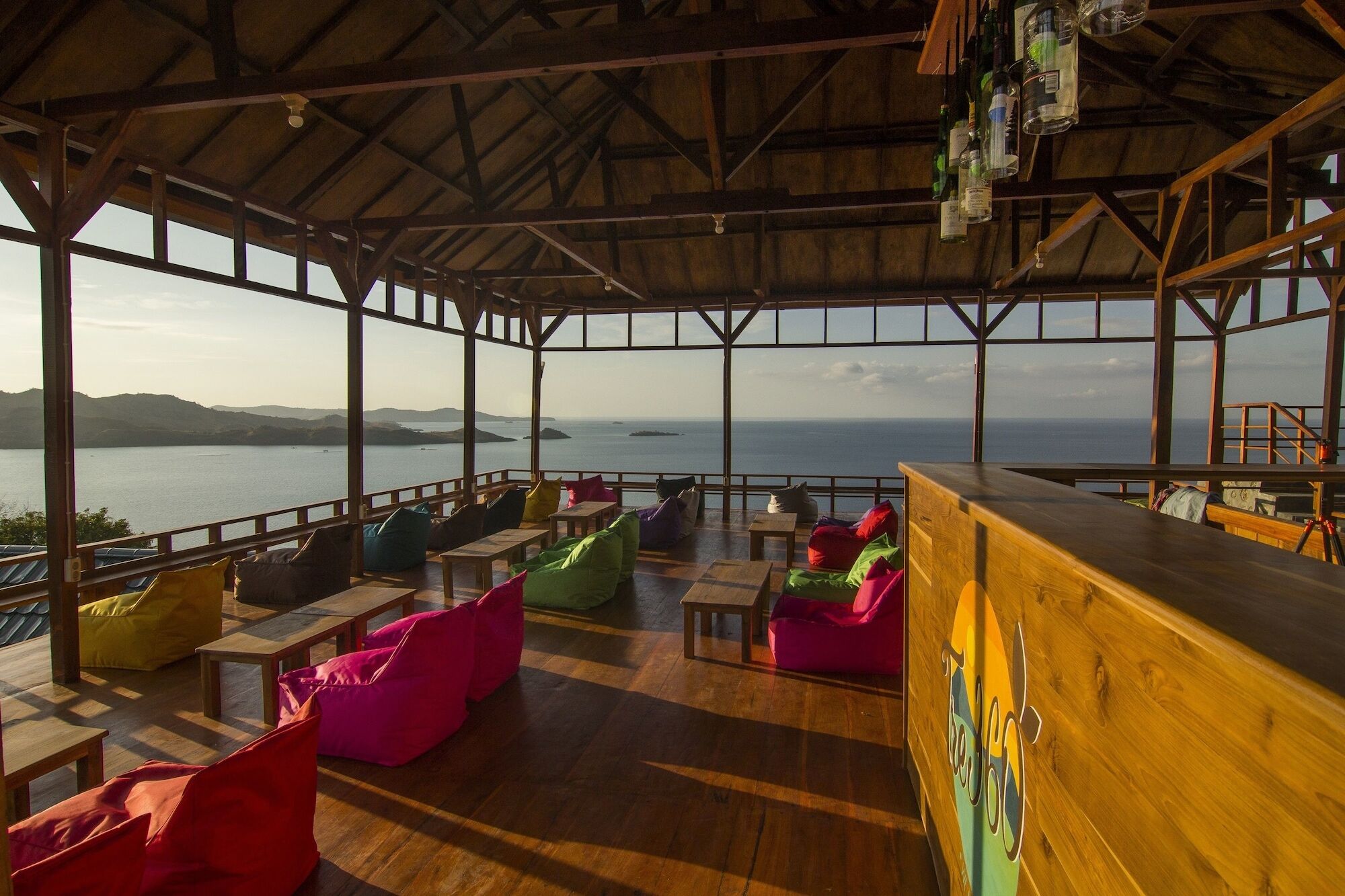 One Tree Hill - Hostel Labuan Bajo Luaran gambar